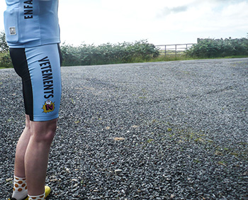 santini team z jersey and shorts