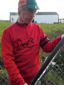 earth, wind and rider jersey